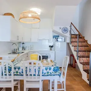 https://fragancias-del-mar.tenerifehoteles.net